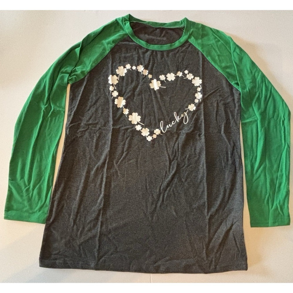 Heart of‎ Shamrocks Lucky Unisex Men Women Long Sleeve T-Shirt St Patricks Day